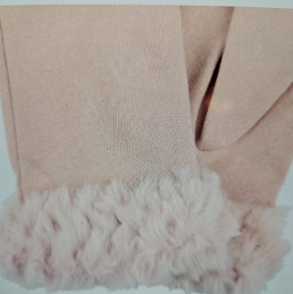 A Girl Thing Beige Fur-Trimmed Gloves